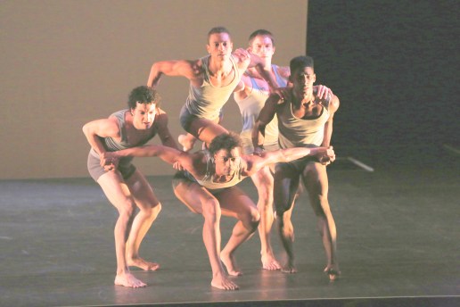 Martha-Graham-Dance-Company-2-Hudson-Valley-Dance-Festival-2015-photo-by-Daniel-Roberts